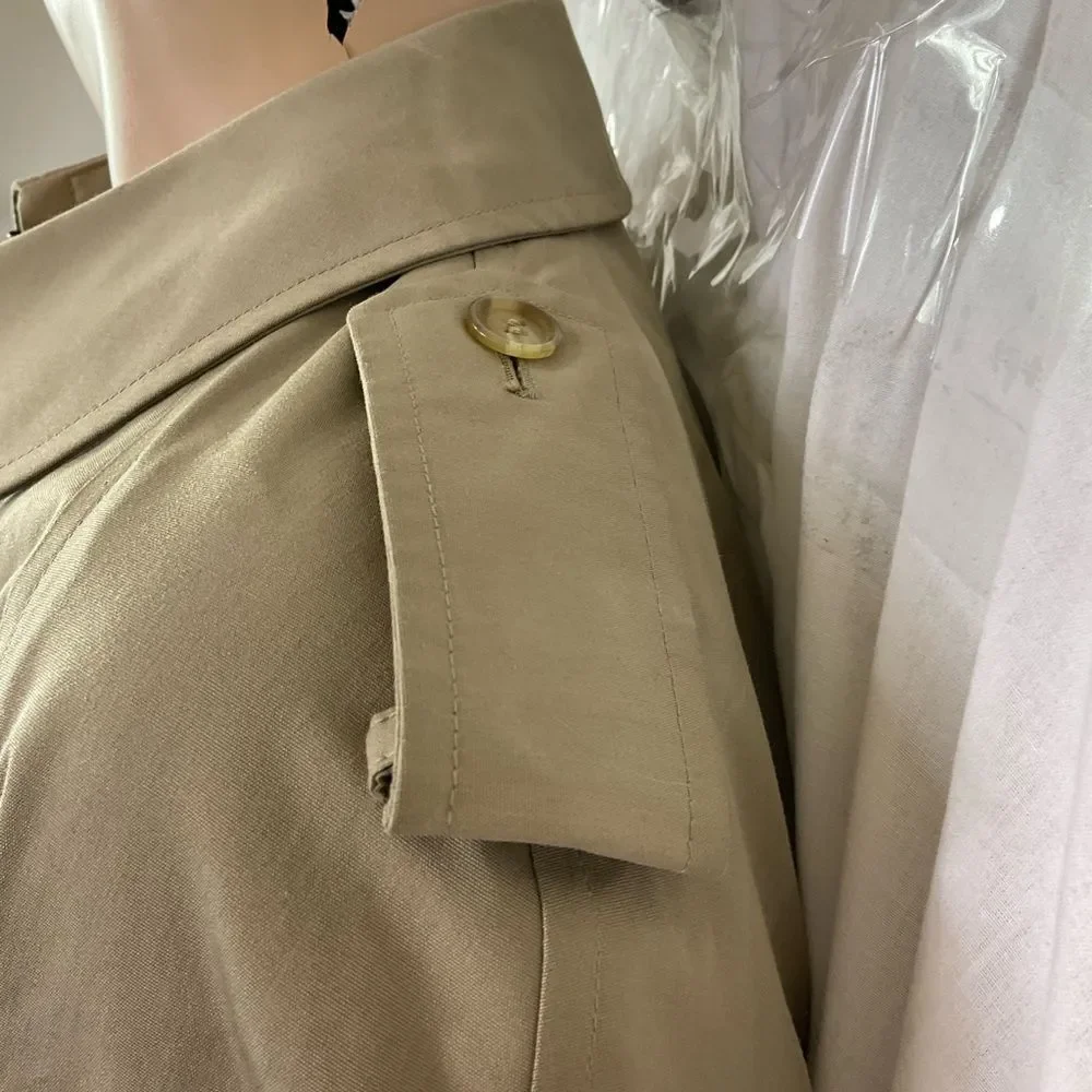 Brooks Brothers Men’s Beige Double Breasted Belted Trench Coat 38R